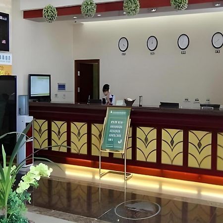 Greentree Inn Tianjin Wuqing Distric Bohai Market Exterior foto