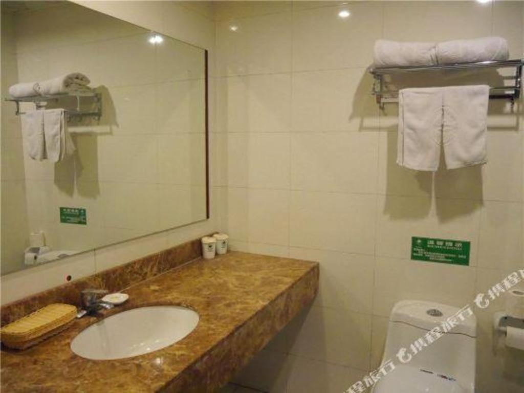 Greentree Inn Tianjin Wuqing Distric Bohai Market Exterior foto